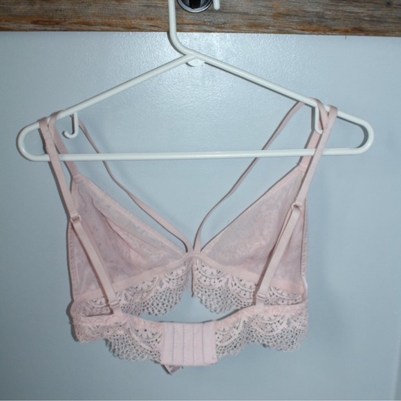 Victoria's Secret Size Large Unlined Bralette Pink - Picture 3 of 4